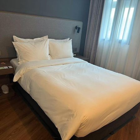 Holiday Inn Express Qingdao City Center By Ihg Ngoại thất bức ảnh