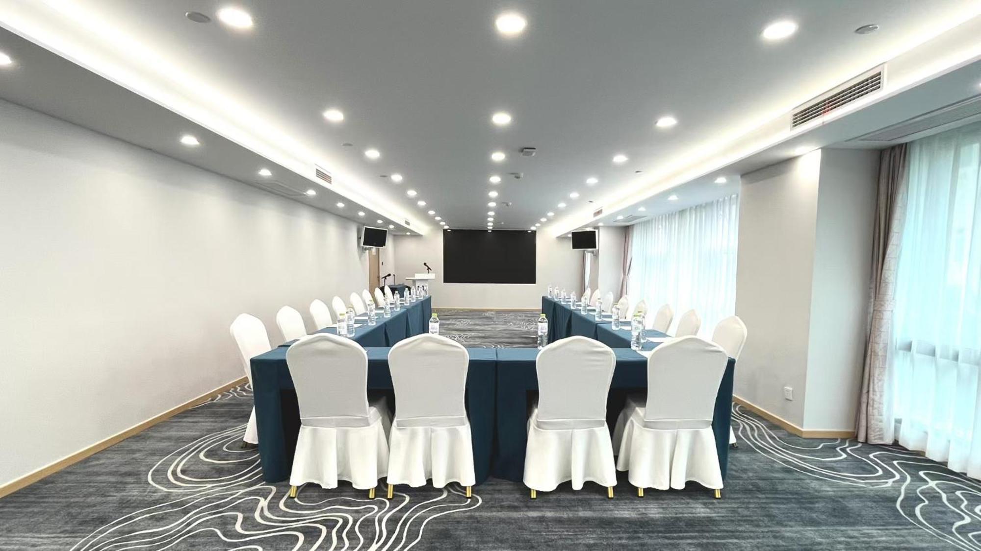 Holiday Inn Express Qingdao City Center By Ihg Ngoại thất bức ảnh